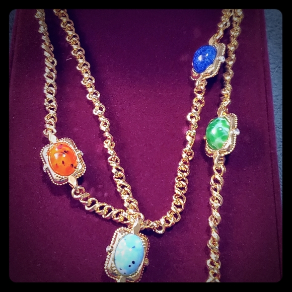 Camrose & Kross Jewelry - Jackie Kennedy Speckled Bead Gold Necklace
